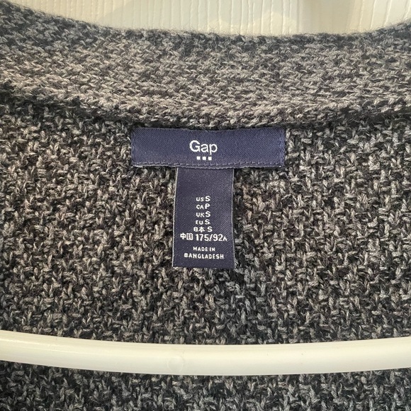 Men’s gray dress sweater - Picture 2 of 3